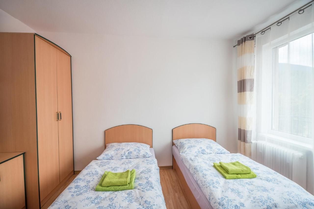 Hybadlo Motel Liptovský Hrádok Екстериор снимка